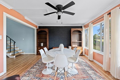 Welcome to this charming and thoughtfully updated 3-bedroom on Perdido Bay Golf Club in Florida - for sale on GolfHomes.com, golf home, golf lot