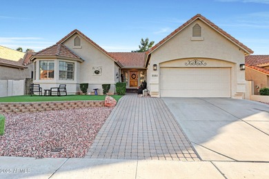 Beautifully updated 5 Bedroom/3 Bath home in highly desirable on Arrowhead Country Club in Arizona - for sale on GolfHomes.com, golf home, golf lot