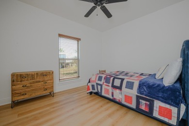 2 bedroom 2 bath townhome in the heart of Rockport with a on Rockport Country Club in Texas - for sale on GolfHomes.com, golf home, golf lot