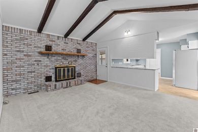 MOVE-IN READY!! You will LOVE this 4 BR, 2 BA  brick home on Mineral Mound Golf Course in Kentucky - for sale on GolfHomes.com, golf home, golf lot