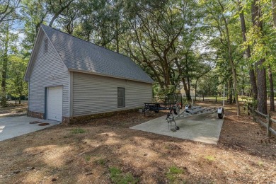 CHECK OUT THIS COZY LOW COUNTRY HOME!!!! This home sits on a on Wedgefield Plantation Golf Club in South Carolina - for sale on GolfHomes.com, golf home, golf lot