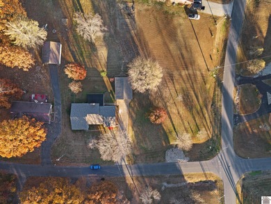 MOVE-IN READY!! You will LOVE this 4 BR, 2 BA  brick home on Mineral Mound Golf Course in Kentucky - for sale on GolfHomes.com, golf home, golf lot