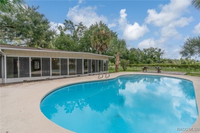 Right in the Heart of Crystal River! Welcome to this charming 3 on Plantation Inn and Golf Resort  in Florida - for sale on GolfHomes.com, golf home, golf lot