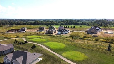 Beautiful home nestled in the Falcon Lakes Golf Course community on Falcon Lakes Golf Course in Kansas - for sale on GolfHomes.com, golf home, golf lot