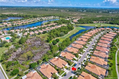 Immaculate 2 bedroom 2 bath Villa with attached 2 car garage on Lost Lake Golf Club in Florida - for sale on GolfHomes.com, golf home, golf lot