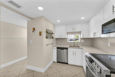 Love where you live...this bright, un-furnished 2 bedrooms 2 on Hollybrook Golf and Tennis Club  in Florida - for sale on GolfHomes.com, golf home, golf lot