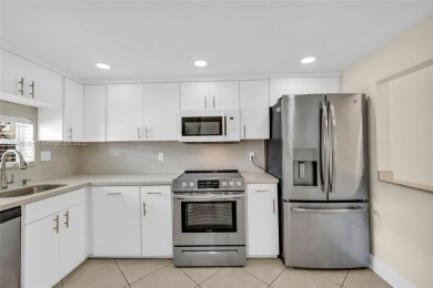 Love where you live...this bright, un-furnished 2 bedrooms 2 on Hollybrook Golf and Tennis Club  in Florida - for sale on GolfHomes.com, golf home, golf lot