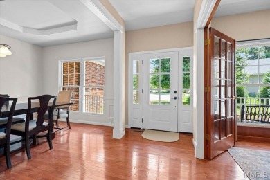 Stunning 4100 sq ft home in the desirable Far Oaks golf course on Far Oaks Golf Club in Illinois - for sale on GolfHomes.com, golf home, golf lot
