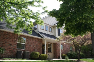 This end unit home provides simplicity of living at an on Eagle Hills Golf Course in Idaho - for sale on GolfHomes.com, golf home, golf lot