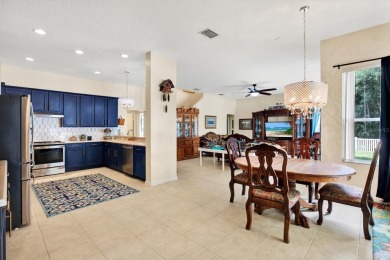 *PRICE REDUCTION + a HOME WARRANTY* - Welcome to this charming on Lexington Oaks Golf Club in Florida - for sale on GolfHomes.com, golf home, golf lot