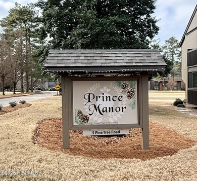 Completely Furnished Pinehurst Condo - Move-In Ready on Pinehurst Resort and Country Club in North Carolina - for sale on GolfHomes.com, golf home, golf lot