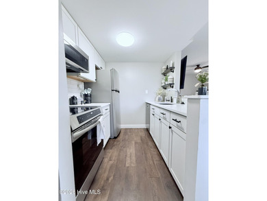 Completely Furnished Pinehurst Condo - Move-In Ready on Pinehurst Resort and Country Club in North Carolina - for sale on GolfHomes.com, golf home, golf lot