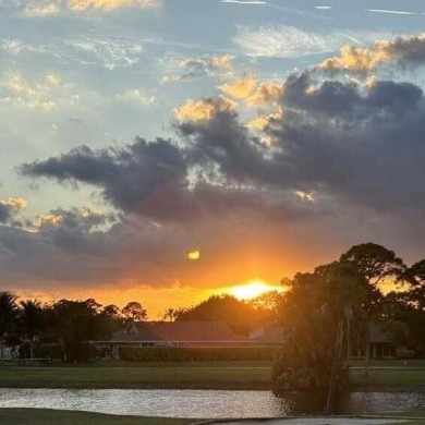 THE SUNSETS! THE VIEW! This house has both. It's situated on on Heritage Ridge Golf Club in Florida - for sale on GolfHomes.com, golf home, golf lot