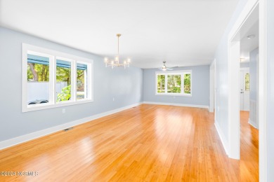 THis is a HUGE house just blocks to the BEACH with extensive on Oak Island Golf Club in North Carolina - for sale on GolfHomes.com, golf home, golf lot