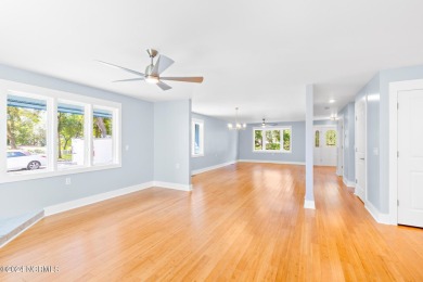THis is a HUGE house just blocks to the BEACH with extensive on Oak Island Golf Club in North Carolina - for sale on GolfHomes.com, golf home, golf lot