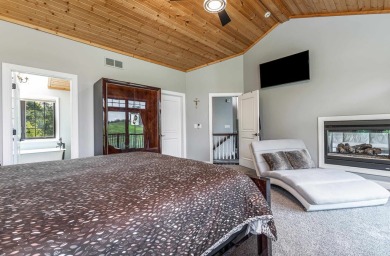Country Club Living in the Heart of The Galena Territory! Enjoy on Eagle Ridge Inn and Resort in Illinois - for sale on GolfHomes.com, golf home, golf lot