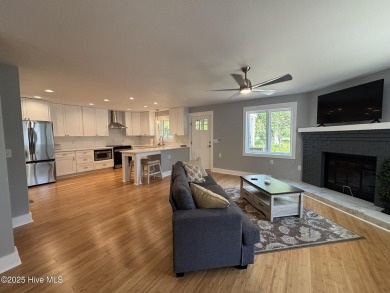 THis is a HUGE house just blocks to the BEACH with extensive on Oak Island Golf Club in North Carolina - for sale on GolfHomes.com, golf home, golf lot