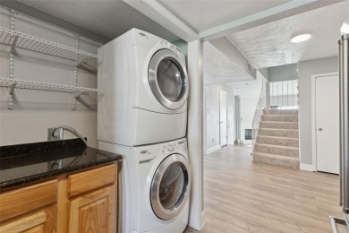 Seller offering $5,000 toward closing costs with an acceptable on Lakeside Village Golf Course in Texas - for sale on GolfHomes.com, golf home, golf lot