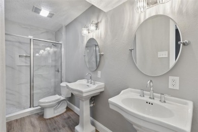 Seller offering $5,000 toward closing costs with an acceptable on Lakeside Village Golf Course in Texas - for sale on GolfHomes.com, golf home, golf lot