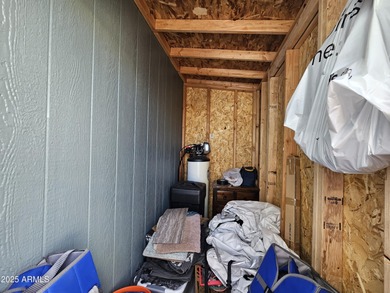 This 2-bedroom, 2-bathroom home boasts soaring 10-foot ceilings on Viewpoint Golf Resort in Arizona - for sale on GolfHomes.com, golf home, golf lot