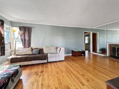 Don't miss your opportunity to own this brick, ranch home on Lincoln Oaks Golf Course in Illinois - for sale on GolfHomes.com, golf home, golf lot