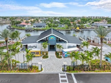 Welcome to this move-in-ready home located in the heart of on Royal Tee Country Club in Florida - for sale on GolfHomes.com, golf home, golf lot