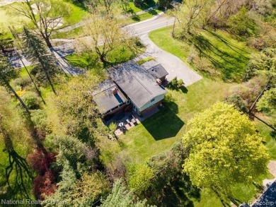 LOCATION LOCATION! Overlooking Oakland Hills Golf Course (North) on Oakland Hills Country Club in Michigan - for sale on GolfHomes.com, golf home, golf lot