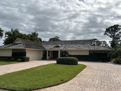 If you are looking for a well maintained home in a prime on Yacht and Country Club in Florida - for sale on GolfHomes.com, golf home, golf lot