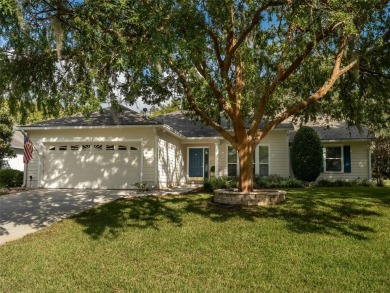 One or more photo(s) has been virtually staged. Well maintained on Turkey Creek Golf and Country Club in Florida - for sale on GolfHomes.com, golf home, golf lot