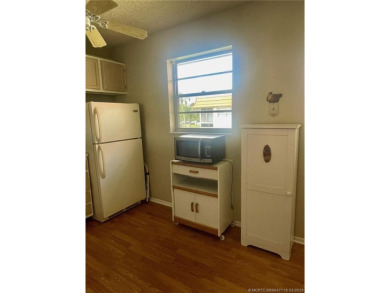 Owner Motivated!!! 2/2 2nd floor unit recently repainted on Pine Lakes Golf Club in Florida - for sale on GolfHomes.com, golf home, golf lot