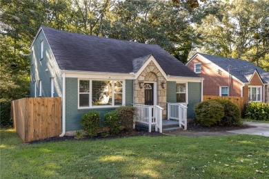 Come check out this well-cared for extra-large 3 bedroom 2 bath on East Lake Golf Club in Georgia - for sale on GolfHomes.com, golf home, golf lot