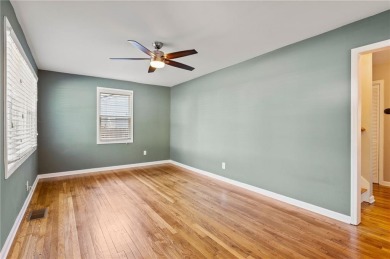 Come check out this well-cared for extra-large 3 bedroom 2 bath on East Lake Golf Club in Georgia - for sale on GolfHomes.com, golf home, golf lot