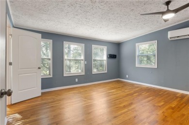 Come check out this well-cared for extra-large 3 bedroom 2 bath on East Lake Golf Club in Georgia - for sale on GolfHomes.com, golf home, golf lot