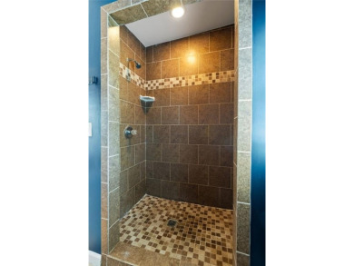 Come check out this well-cared for extra-large 3 bedroom 2 bath on East Lake Golf Club in Georgia - for sale on GolfHomes.com, golf home, golf lot