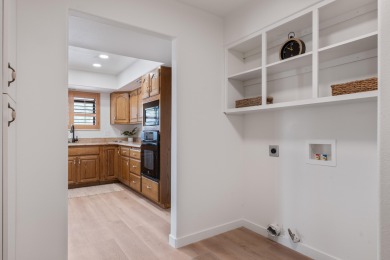 Set in a quiet cul-de-sac next to Bloomington Hills Park and on St. George Golf Course in Utah - for sale on GolfHomes.com, golf home, golf lot