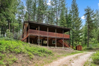 Lifetime memories await! Wooded retreat welcomes you to the on Cascade Golf Course in Idaho - for sale on GolfHomes.com, golf home, golf lot