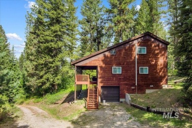 Lifetime memories await! Wooded retreat welcomes you to the on Cascade Golf Course in Idaho - for sale on GolfHomes.com, golf home, golf lot