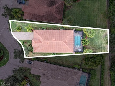 Welcome to this beautifully designed WCI-built 4-bedroom, 3-bath on Gateway Golf and Country Club in Florida - for sale on GolfHomes.com, golf home, golf lot