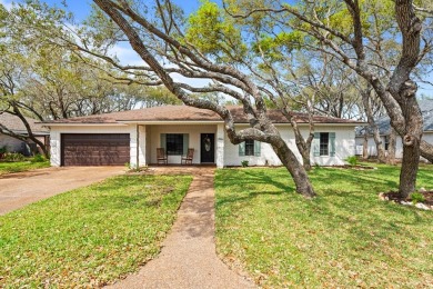 Welcome to this charming home on the 6th Fairway in the much on Rockport Country Club in Texas - for sale on GolfHomes.com, golf home, golf lot