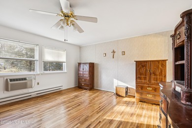 Thinking of downsizing or looking for a peaceful 55+ on Keswick Village Golf Course in New Jersey - for sale on GolfHomes.com, golf home, golf lot