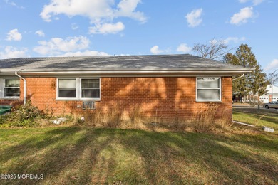 Thinking of downsizing or looking for a peaceful 55+ on Keswick Village Golf Course in New Jersey - for sale on GolfHomes.com, golf home, golf lot