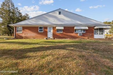 Thinking of downsizing or looking for a peaceful 55+ on Keswick Village Golf Course in New Jersey - for sale on GolfHomes.com, golf home, golf lot