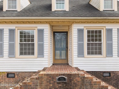 Located in a well-established neighborhood on the Northgreen on Benvenue Country Club in North Carolina - for sale on GolfHomes.com, golf home, golf lot