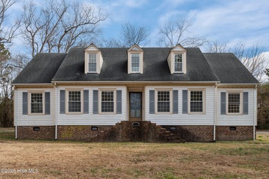 Located in a well-established neighborhood on the Northgreen on Benvenue Country Club in North Carolina - for sale on GolfHomes.com, golf home, golf lot