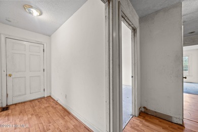 Located in a well-established neighborhood on the Northgreen on Benvenue Country Club in North Carolina - for sale on GolfHomes.com, golf home, golf lot