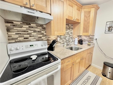 Clean and Bright! Updated One bedroom has enclosed balcony with on Sunrise Lakes Phase III in Florida - for sale on GolfHomes.com, golf home, golf lot