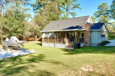 NO HOA. 5 BED/2.5 BATH/2400+ SQR FT/ 2+ ACRES. BOAT/RV PARKING on Belle Meade Country Club in Georgia - for sale on GolfHomes.com, golf home, golf lot