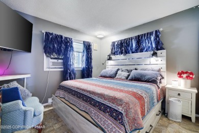 This very well maintained home is ready to be loved by its new on Pocono Farms Country Club in Pennsylvania - for sale on GolfHomes.com, golf home, golf lot