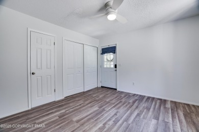 This very well maintained home is ready to be loved by its new on Pocono Farms Country Club in Pennsylvania - for sale on GolfHomes.com, golf home, golf lot