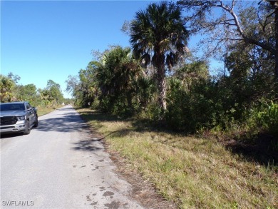 This lot is on a quiet street that would be a great place to on Sabal Trace Golf and Country Club in Florida - for sale on GolfHomes.com, golf home, golf lot